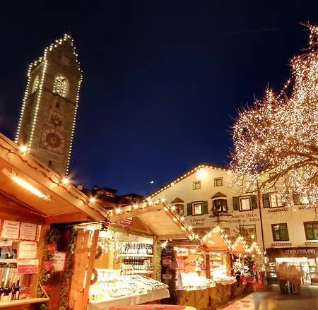 Aquila Nera - Schwarzer Adler 4* Vipiteno